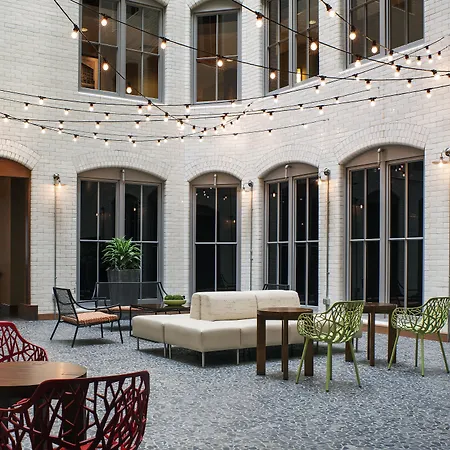 By Marriott Downtown Seaport 3*