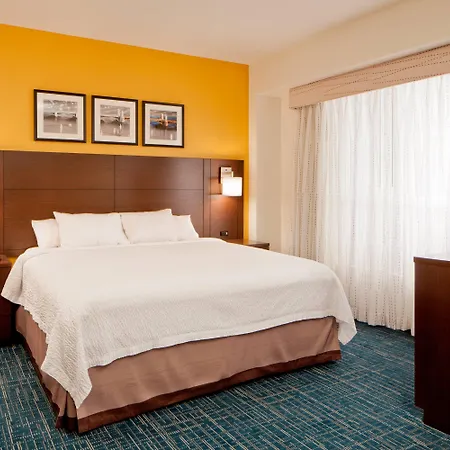 Hotel By Marriott Back Bay/fenway Boston