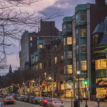 By Marriott Back Bay/fenway Boston