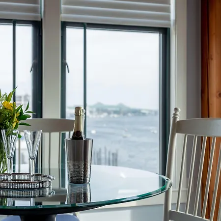 Inn Yacht Haven Boston