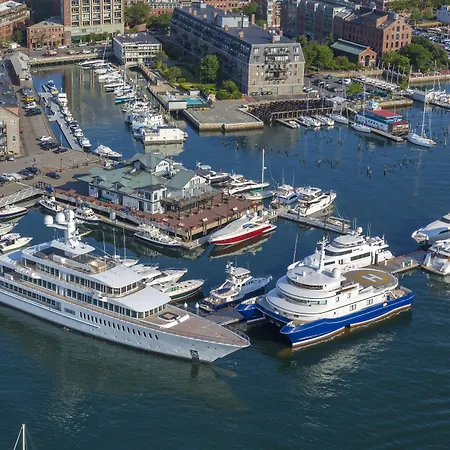 Inn Yacht Haven 4*