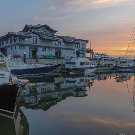 Inn Yacht Haven Boston
