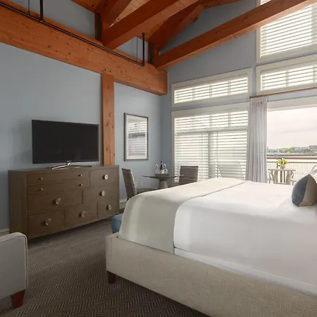 Inn Yacht Haven Boston