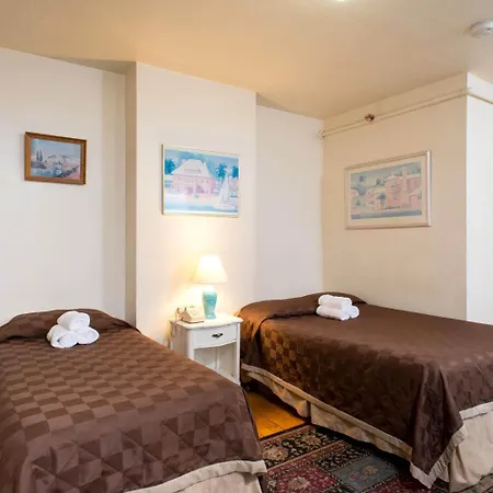 Inn The Farrington Boston