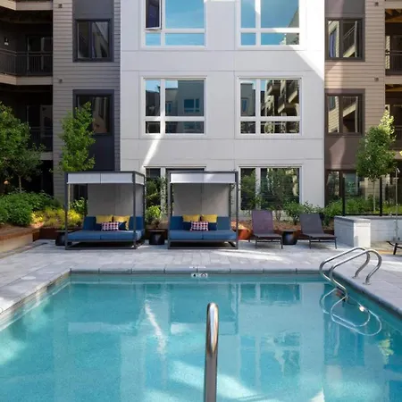 Aparthotel Hyatus Luxury Residences South Bay Designer Collection Boston