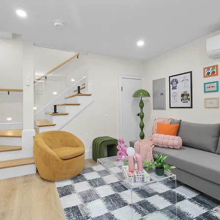 3br3bth Entire House Steps To Downtown & Td Garden Holiday home