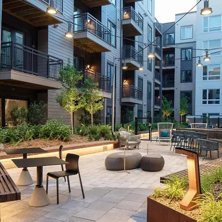 Hyatus Luxury Residences South Bay Designer Collection Aparthotel 4*