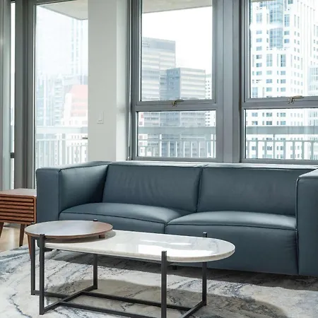 Apartment 2br Penthouse Common Dt *