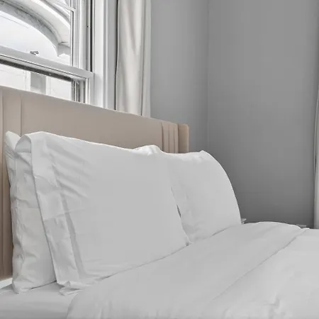 Vintage 5br In With Free Parking * Boston