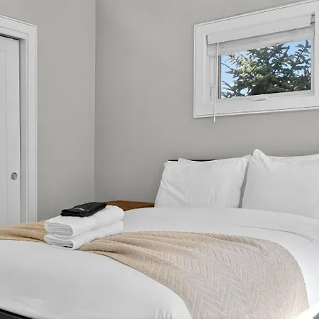 Luxury 3br 2ba Penthouse Apartment Boston