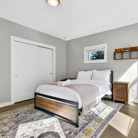 Luxury 3br 2ba Penthouse Apartment Boston