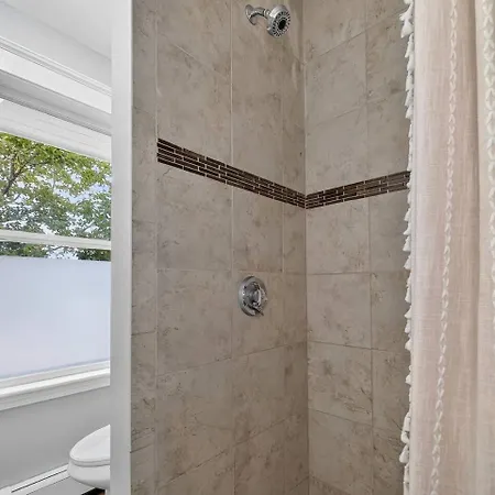 Vintage 5br In With Free Parking * Boston