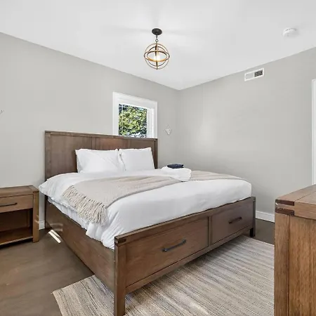 Apartment Luxury 3br 2ba Penthouse Boston