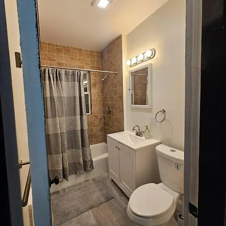 The Serene Hideaway * Boston