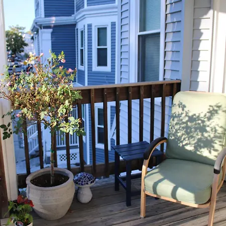 Apartment Cozy Classic With Queen Size Bed *