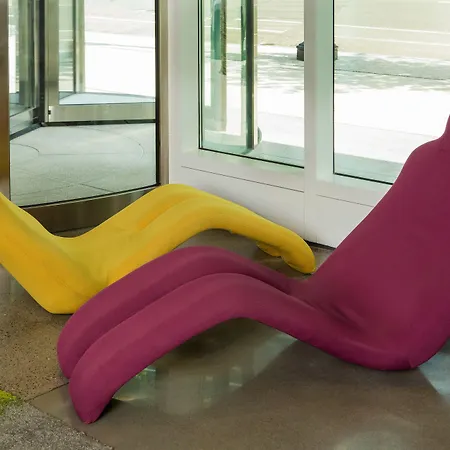 Hotel Yotel 4*