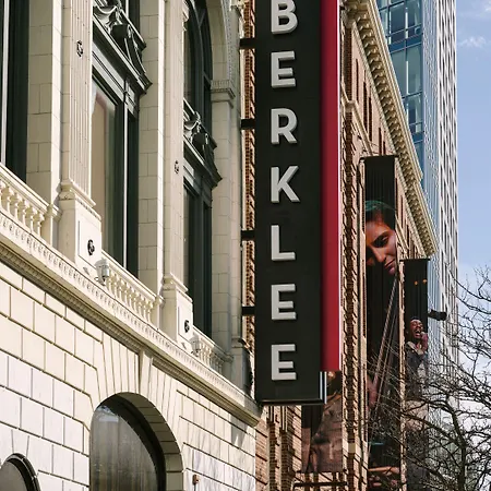 No. 284 Back Bay Hotel, Sonder By Marriott Bonvoy Boston