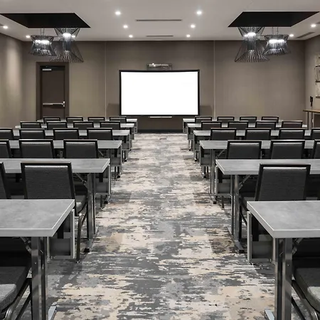 Ac By Marriott Cleveland Circle Boston