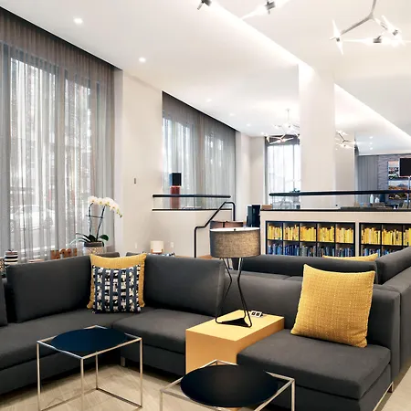 Courtyard Downtown/north Station 3*