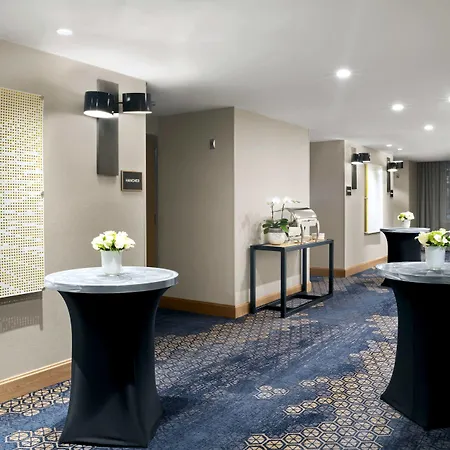 Hotel Courtyard Downtown/north Station 3*