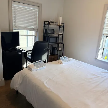 Homestay Historic Lower Mills