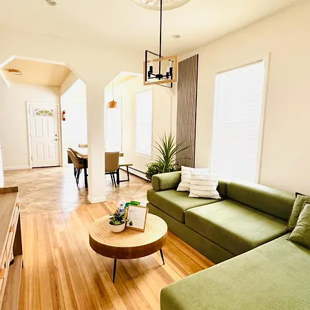 Bright And Spacious 3br Near Free Parking *