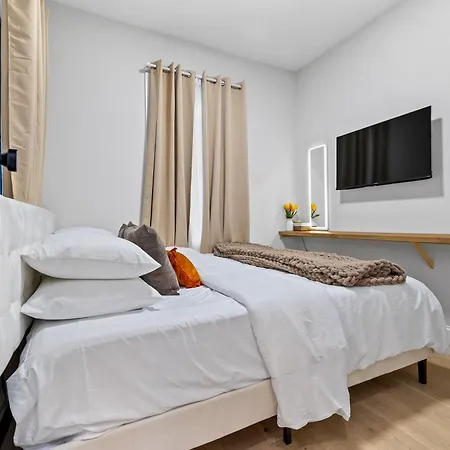 5br 3bath 6beds Boston