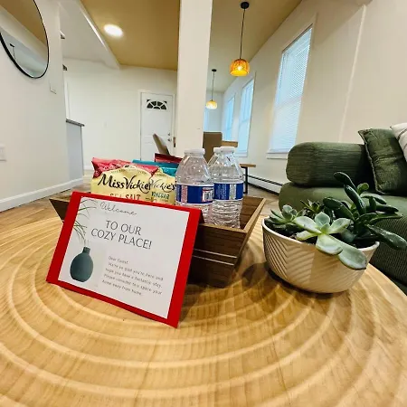 Apartment Bright And Spacious 3br Near Free Parking