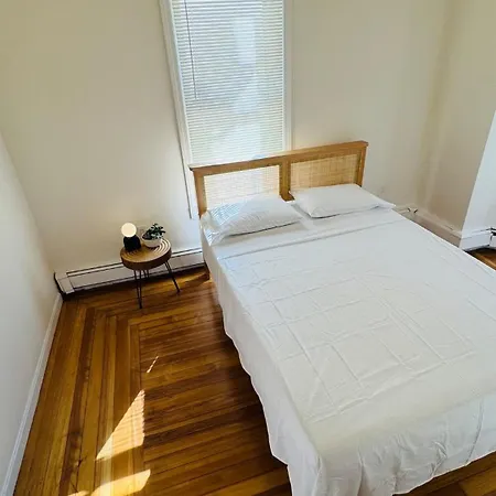 Bright And Spacious 3br Near Free Parking * Boston