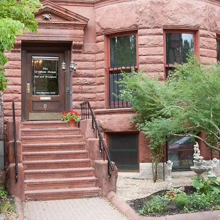 Bed & Breakfast The Gryphon House 3*