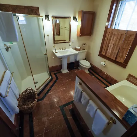 The Gryphon House Bed & Breakfast