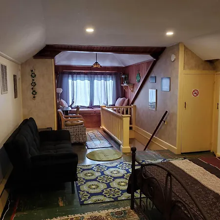 Natalie House Bed & Breakfast Boston