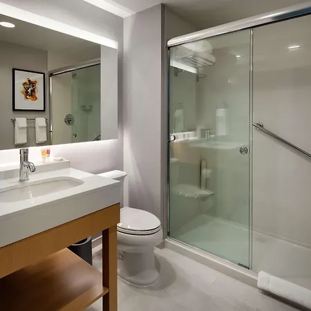 Hotel Hyatt Place Boston/seaport District 3*