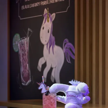 Hotel Moxy Downtown 3*