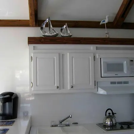 Holiday home Blue Pearl Houseboat In Harbor Wifi, A/c,