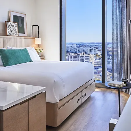 Hotel Omni At The Seaport 4*