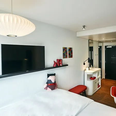 Citizenm Back Bay Hotel 4*