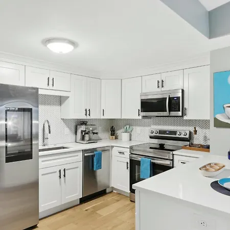 New Southie Penthouse With Private Roof Deck Apartment *