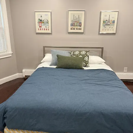 Maple & Mocha! Apartment