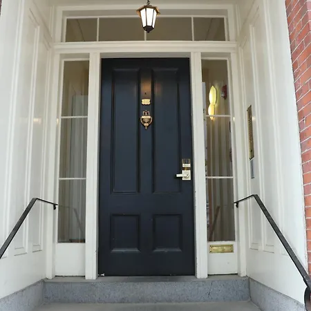 Downtown Beacon Hill, Convenient, Comfy #10 Aparthotel 3*
