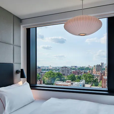 Citizenm Back Bay Hotel 4*