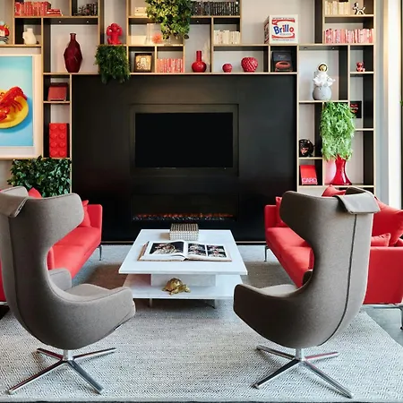 Citizenm Back Bay Hotel 4*