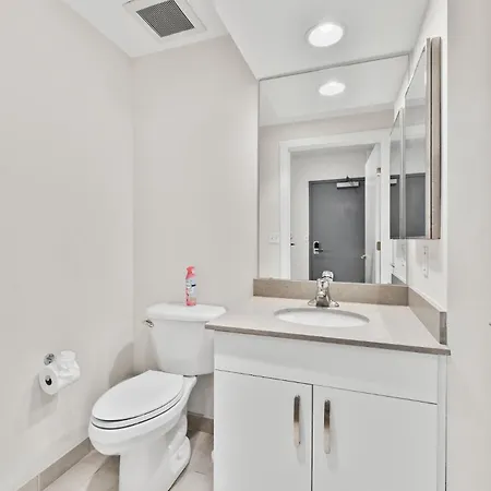 Beautiful 2br In Southend Apartment *
