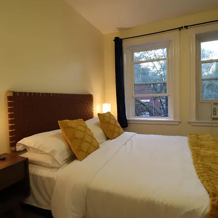 Renu On Tremont Hotel