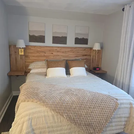 Cozy In Near Beachmont Blue Line Station Homestay Revere