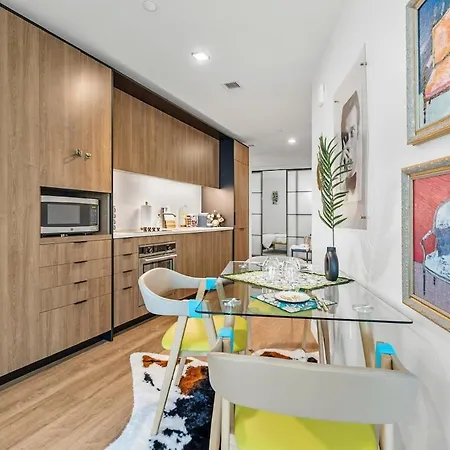 South End Family Pets & Gym Apartment