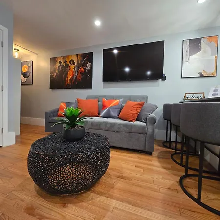 Apartment Brand New 2br House 20min Downtown Boston