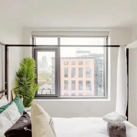 Luxury South End With Rooftop Pool *
