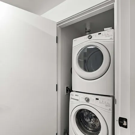 Apartment One-bedroom Retreat In The South End *