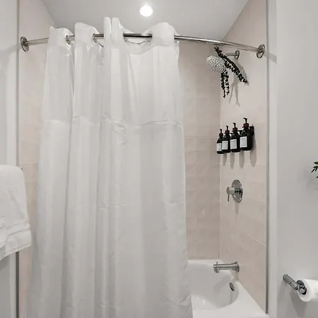 Apartment Family Friendly South End
